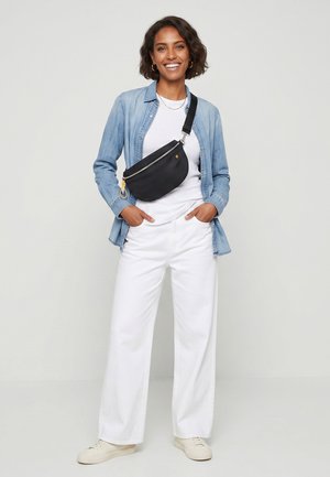 SURI FREY SURI FREY UMHÄNGETASCHE SFY ALLEY - Cross body bag - black