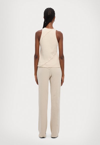 Ioannes BIAS TANKTOP - Top - shell