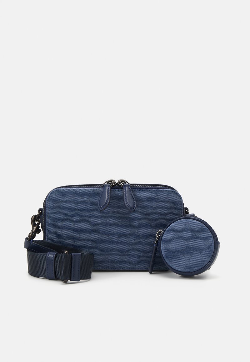 COACH CHARTER SLIM CROSSBODY BAG IN SIGNATURE CANVAS JACQUARD - Cross ...