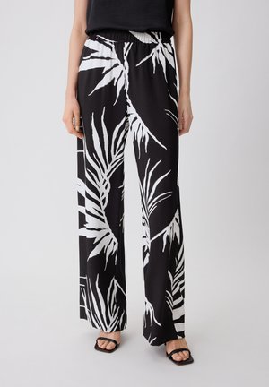 comma RELAXED HOSE MIT ALL-OVER-PRINT - Trousers - schwarz