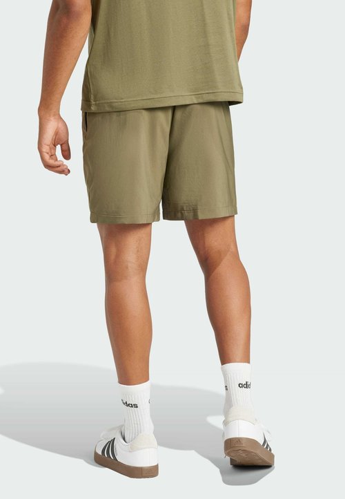 adidas Essentials Small Logo Chelsea Shorts Olive Strata/Black — foto 2
