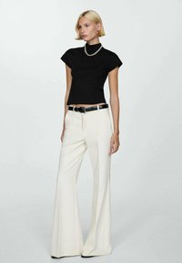 Mango T-shirt basic - black