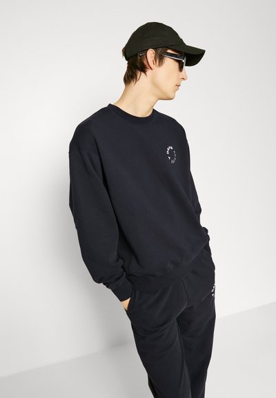 7 DAYS Active ORGANIC CREW NECK - Camisola - black