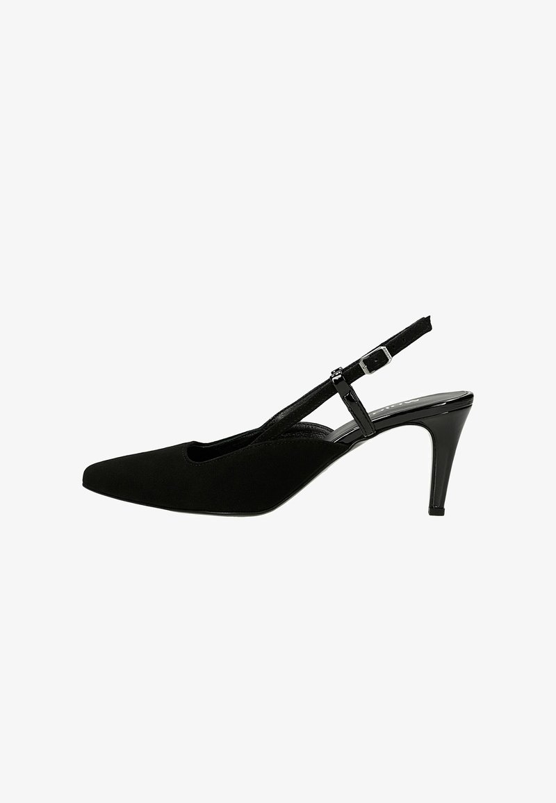 Escarpin slingback en daim noir à bout pointu avec bride de cheville ajustable et talon stiletto de hauteur moyenne.