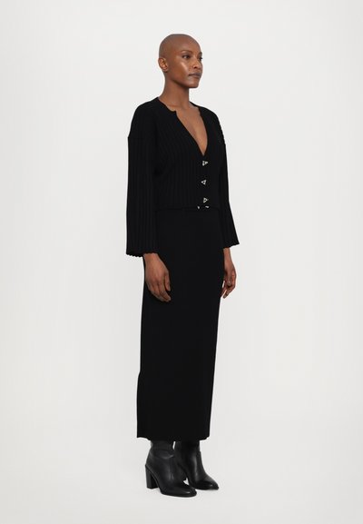 AERON MORROW - Jopica - black