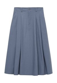 Gonna di cotone azzurro chiaro, lunga fino al ginocchio. Caratterizzata da pieghe anteriori, chiusura con bottone e tasche sui lati con una superficie liscia.