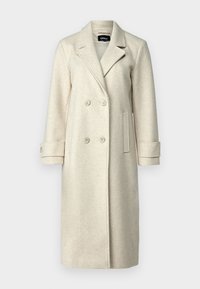 Cappotto in misto lana beige con design doppiopetto, rever a contrasto, tasche laterali e maniche a risvolto. Tessuto liscio e con dettagli minimi.