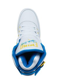 White sneaker with blue and yellow accents, featuring a textured upper, padded tongue, perforated design, and "SWING" branding on the side.