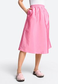 Rich & Royal Fustă în formă de A - sorbet pink