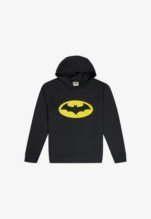 Sudadera negra con una prominente insignia amarilla de Batman en el frente. Hecha de una tela suave con un corte estándar y un bolsillo tipo canguro.
