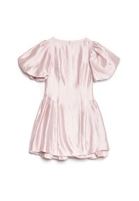 Kort rosa satengkjole med puffede ermer, tettsittende liv, utsvingt skjørt og glidelåslukking bak. Glatt tekstur, minimalistiske detaljer.