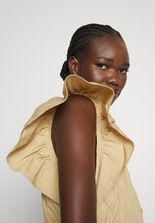 MAELLE CRISPY - Day dress - sand2