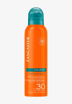 Orange Lancaster Sun Sport SPF 30 kjølende usynlig kroppssprayflaske med turkis hette, som gir høy solbeskyttelse for påføring på våt hud.