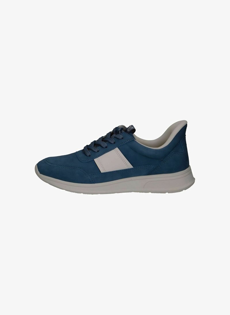 Blå ruskindsneakers med en hvid sidepanel, rund tå og textured snørebånd. Har en polstret hvid sål for komfort.