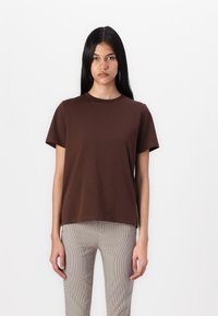 Pieces PCRIA SOLID TEE - T-shirts - chicory coffee