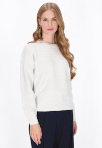 Jasnoszary sweter z okrągłym dekoltem, długimi rękawami i prążkowanymi mankietami. Posiada subtelne cętki w całej strukturze, które dodają tekstury.