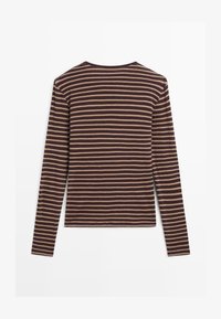 Ausgewählt, bordeaux