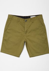 Olivengrønne shorts lavet af tekstureret stof. Har forlommer, en knaplukning og en talje med en mørk indvendig foring.