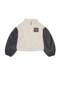 Fleecejas met een ritssluiting aan de voorkant, crème lichaam, donkergrijze nylon mouwen, elastische boorden en een vierkante leren logo patch op de borst.