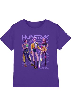 Purple t-shirt with three animated female characters in colorful outfits and "Hunter X" text, referencing K-pop Demon Hunters.