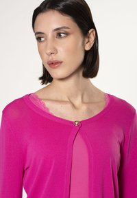 INFLUENCER Chaqueta de punto - azalea