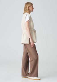 OPUS ASOFTA  - Cape - soft cream