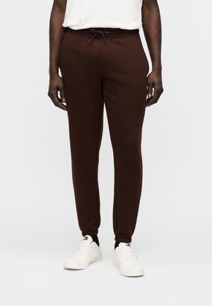 - Spodnie treningowe