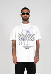 MJ Gonzales METAMORPHOSE HEAVY OVERSIZED - Printtipaita - white