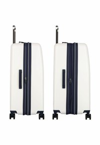 Valigia rigida bianca con zipper e dettagli blu navy, manico telescopico, quattro ruote e orientamento verticale. Design semplice ed elegante.