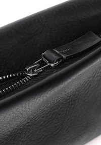 BALAGAN SHUK - Pikkulaukku - black