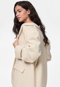 Pieces PCKAMIL LOOSE NOOS - Blazer - sandshell