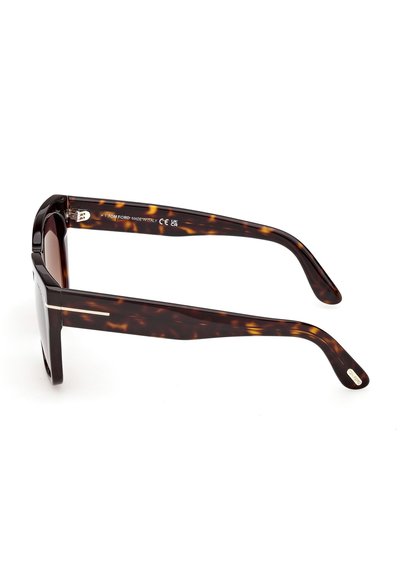 Gafas de sol rectangulares con montura y varillas gruesas de carey, con sutiles marcas de la marca en el interior y exterior de las patillas.