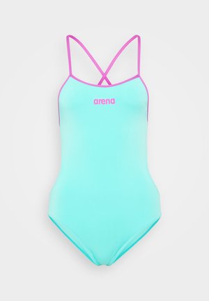 Aqua-blauer Einteiler-Badeanzug mit rosa Trägern und Logo. Verfügt über ein überkreuztes Rückendesign und glattes, dehnbares Material.