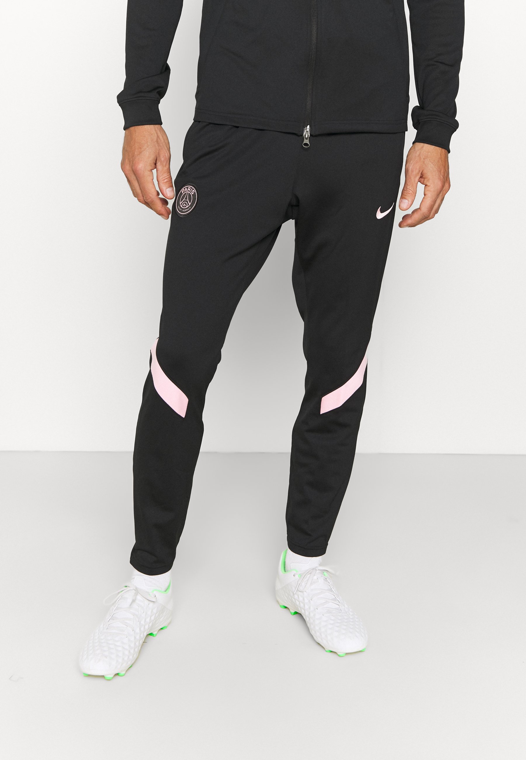 Men PARIS ST. GERMAIN - Club wear Men PARIS ST. GERMAIN - Club wear