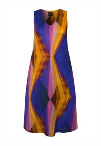 Ein ärmelloses Kleid mit V-Ausschnitt, das ein geometrisches Muster in Blau, Orange, Lila und Gelb zeigt, aus glattem Stoff gefertigt.