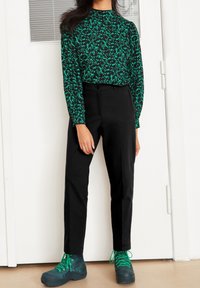ARMEDANGELS Pantalon classique - black