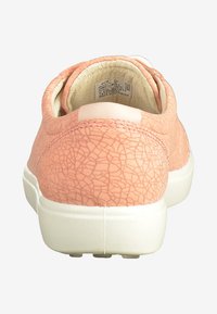 ECCO SOFT 7 - Baskets basses - muted clay/rosa
