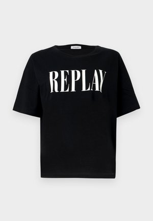 T-shirt de algodão preta com mangas curtas, apresentando um ousado logotipo branco "REPLAY" na parte da frente, com gola redonda e corte descontraído.