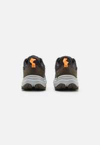 HOKA ANACAPA 2 LOW GTX - Túracipők - deep umber/stardust