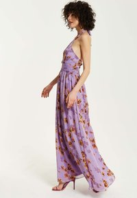 Liquorish FLORAL HALTER NECK - Maxi dress - purple