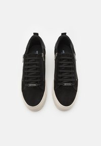 Antony Morato Tenisice - black