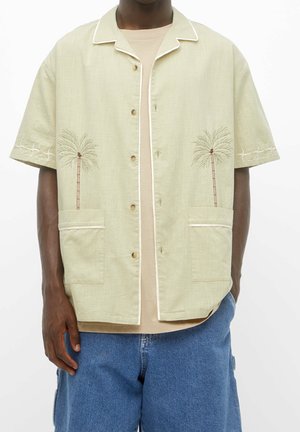 Shirt - light green