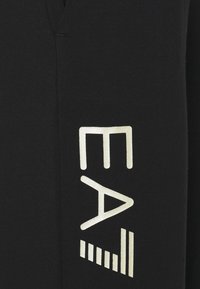 EA7 Emporio Armani Träningsbyxor - black