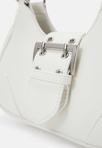 Even&Odd Håndveske - off-white