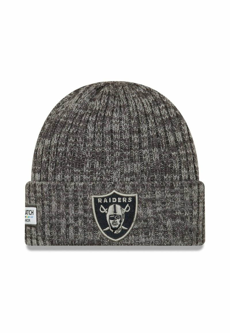 Graue Strickmütze aus weichem Garn mit umgeschlagenem Bündchen. Zeigt ein schwarz-weißes Raiders-Logo auf der Vorderseite. Mit einem strukturierten Muster durchzogen.