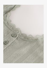 Selezionato, khaki green