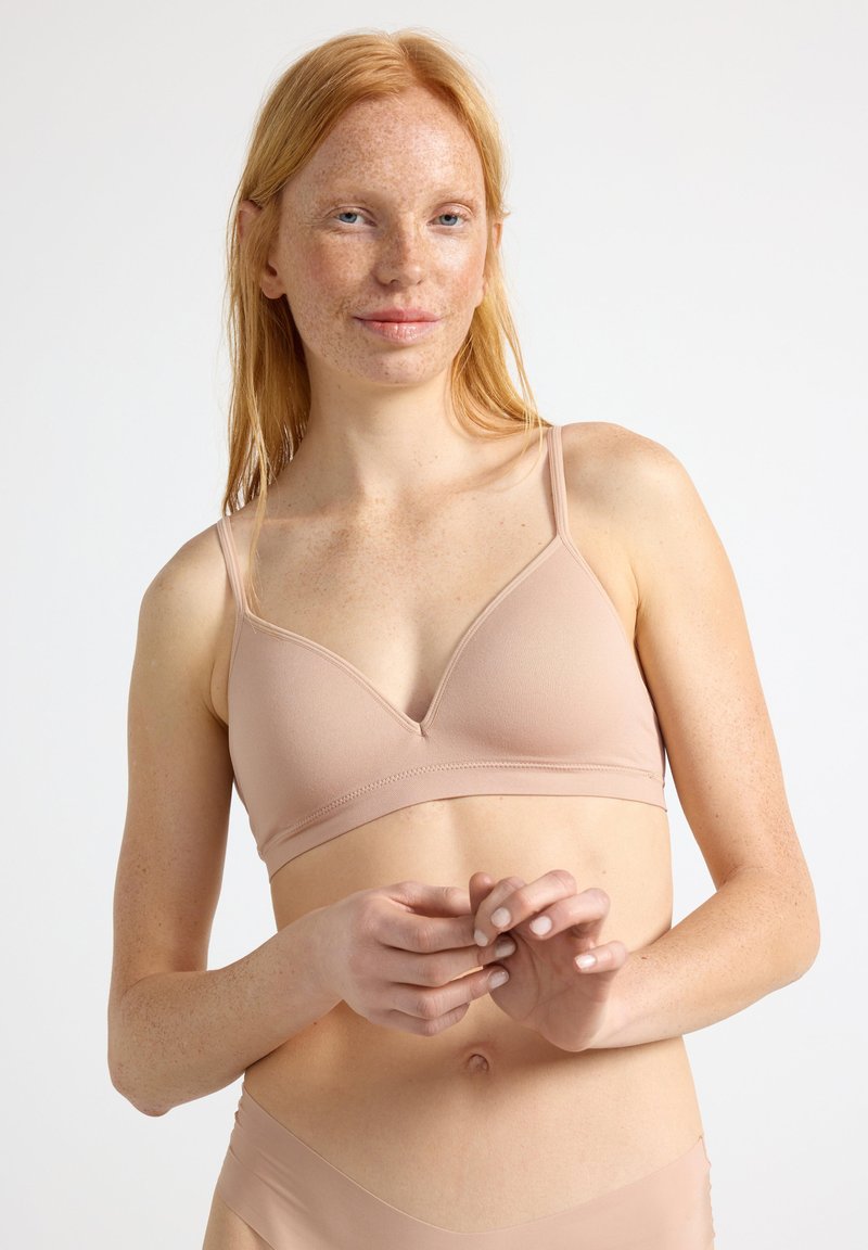 Lindex SOFT SEAMLESS PETIT - T-shirt BH - beige