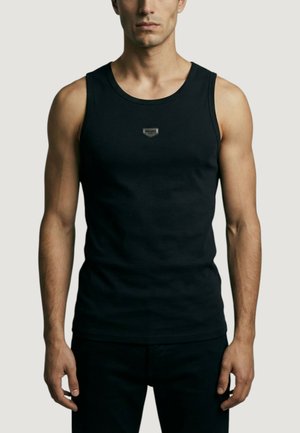 REGULAR FIT WITH PLATE ON FRONT - Top - black