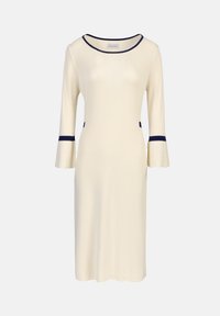 Abito a maglia crema con maniche a tre quarti a campana, caratterizzato da accenti blu navy sullo scollo e sui polsini, e tasche laterali. Design semplice e aderente.