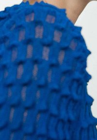 Mango Triko s potiskem - neon blue